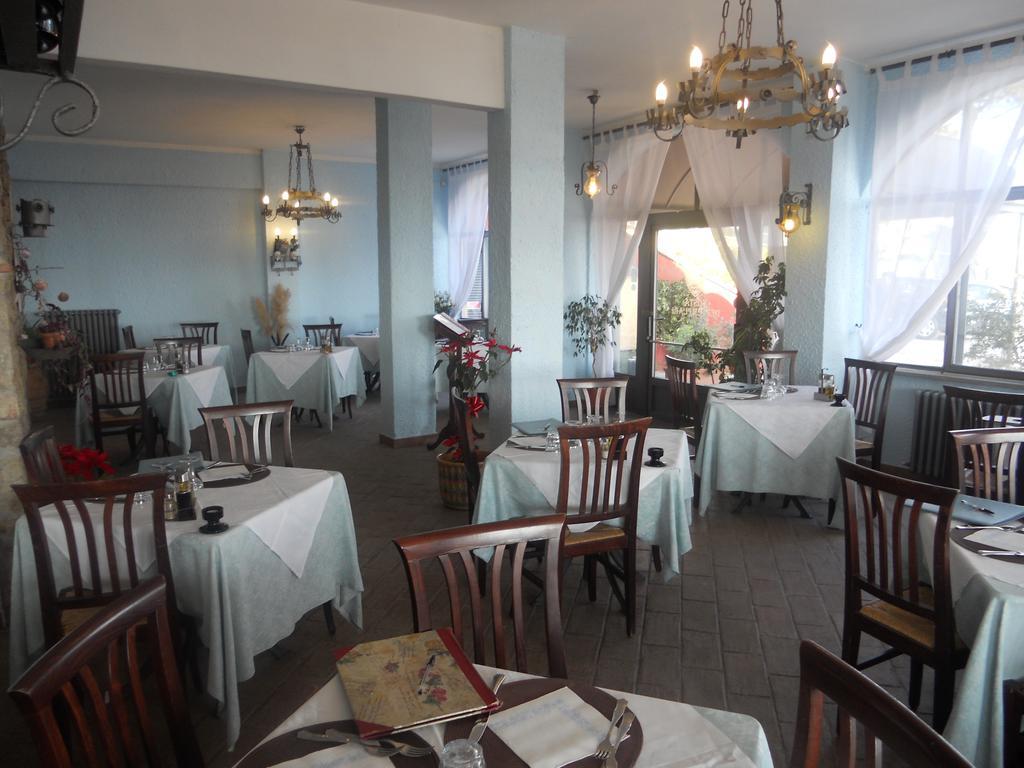 Hotel Cavalieri Passignano sul Trasimeno Extérieur photo