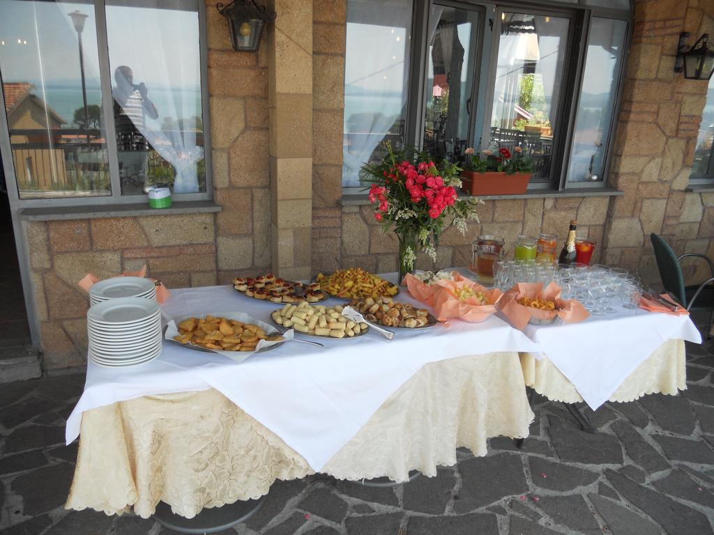 Hotel Cavalieri Passignano sul Trasimeno Extérieur photo