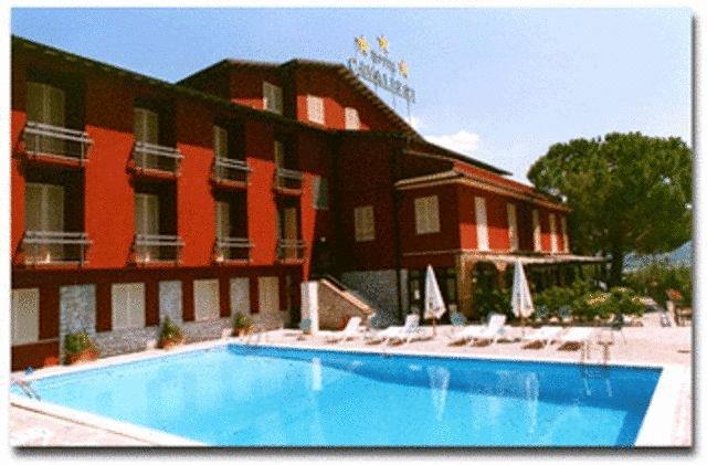 Hotel Cavalieri Passignano sul Trasimeno Extérieur photo