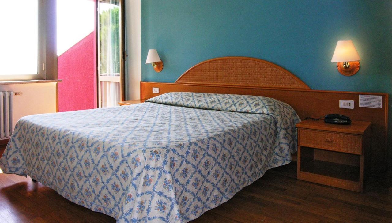 Hotel Cavalieri Passignano sul Trasimeno Extérieur photo